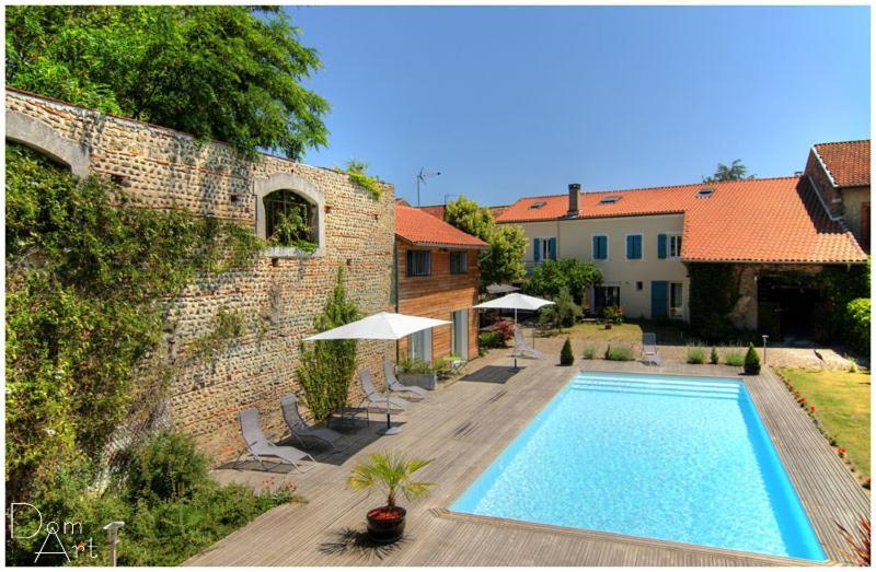 Chambre D'Hotes La Cour Des Saligues Riscle Exteriör bild