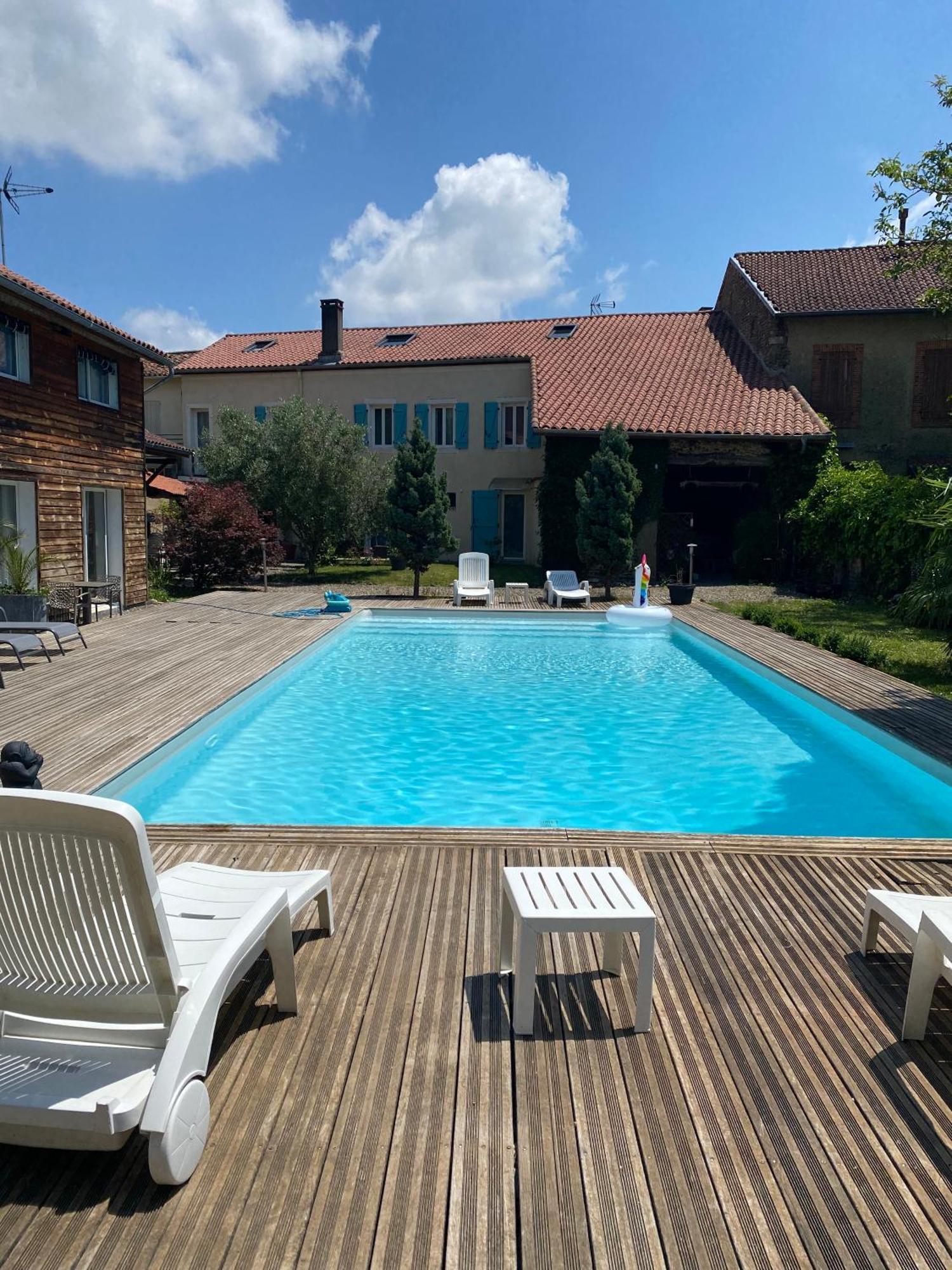 Chambre D'Hotes La Cour Des Saligues Riscle Exteriör bild